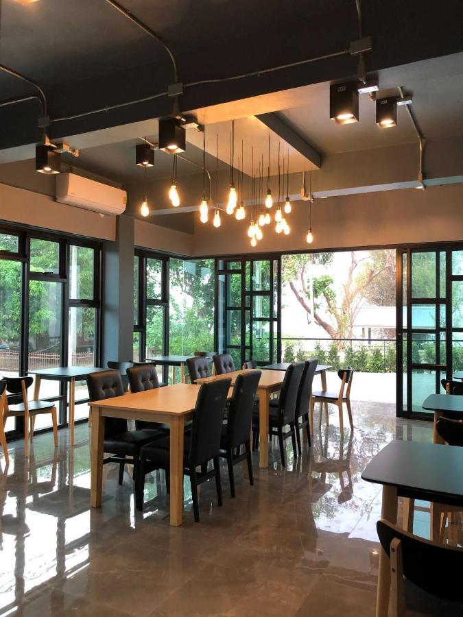 Abizz Hotel Kwanphayao Zewnętrze zdjęcie